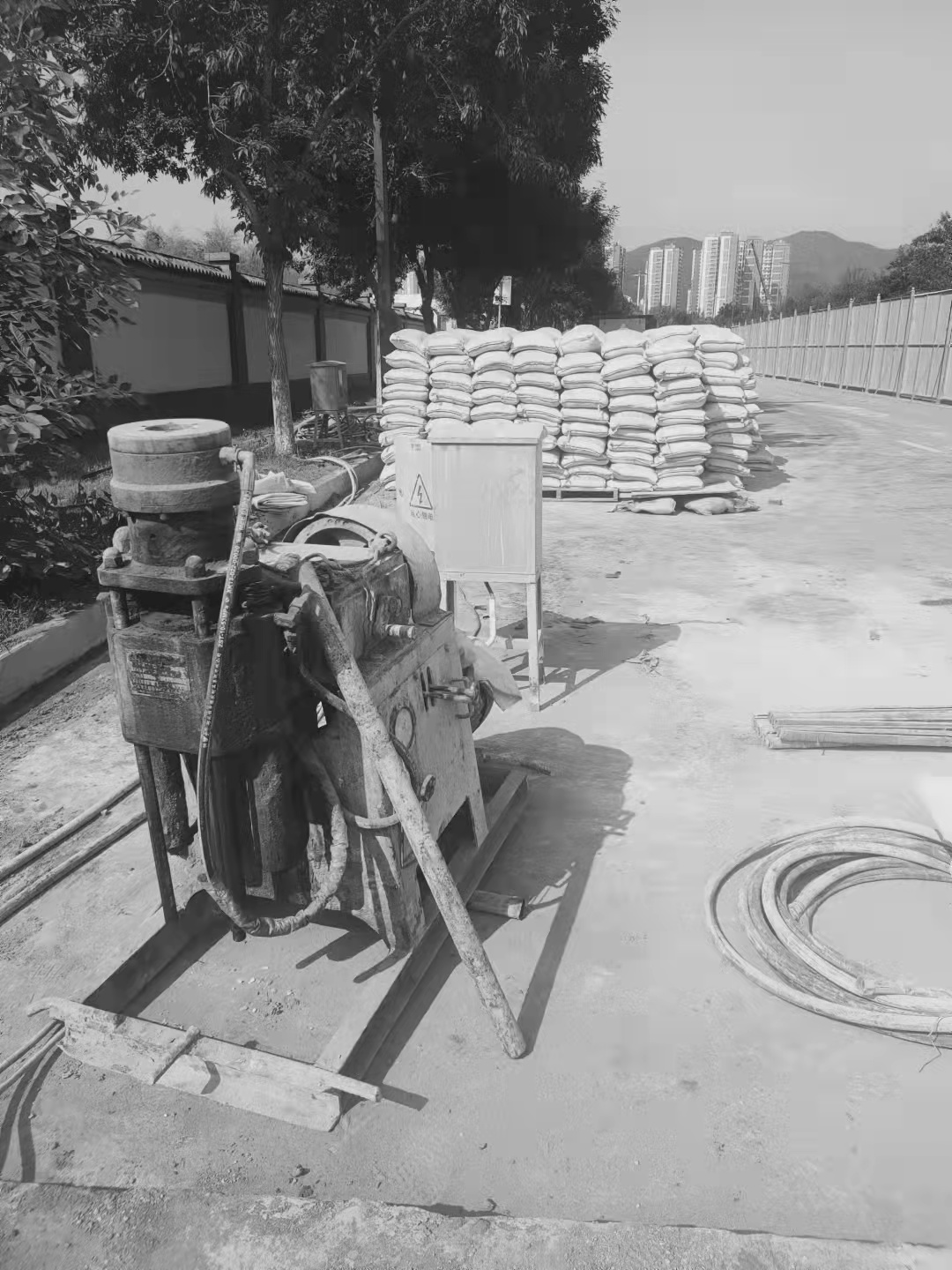 红安场区重载车疑难路基处理方案